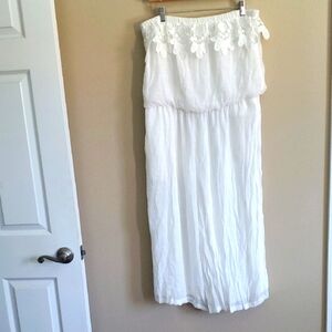 J Gee Design Elegant White Strapless Jumpsuit
